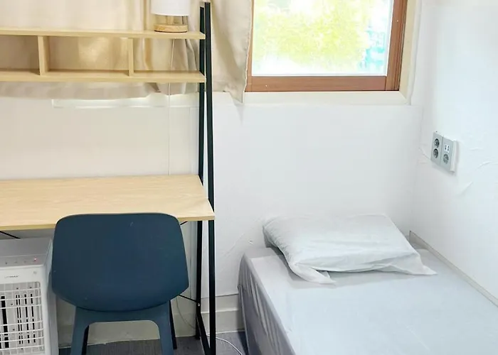 Sunrise-gh -man Only- Hostel